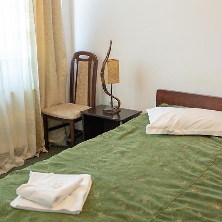 Curtea Brancoveneasca Hotel คอนสตันซา ภายนอก รูปภาพ